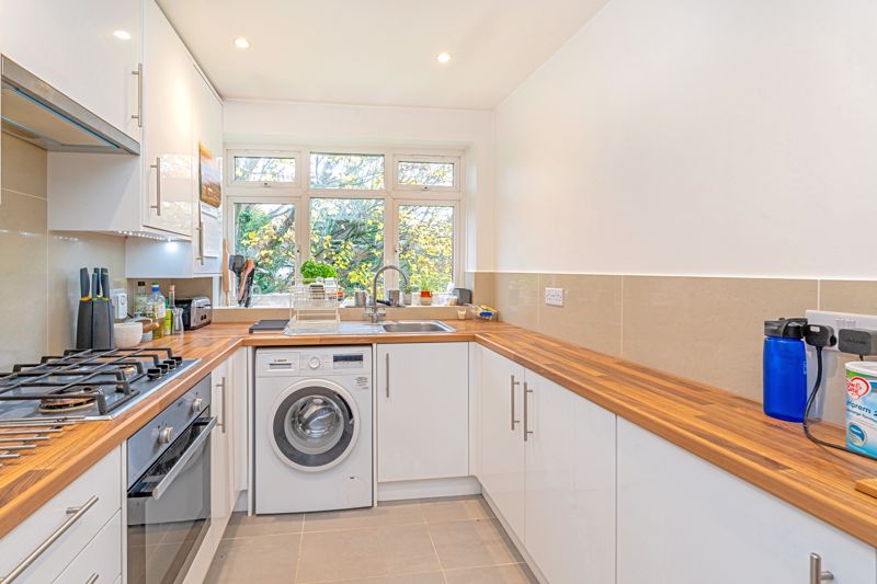 Kitchen- click for photo gallery